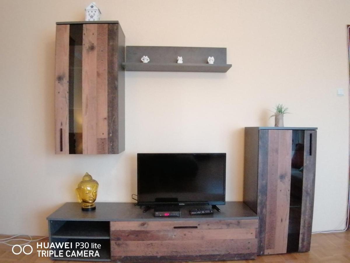Zoeld Beka Hoforras Apartman Hajduszoboszlo Ngoại thất bức ảnh