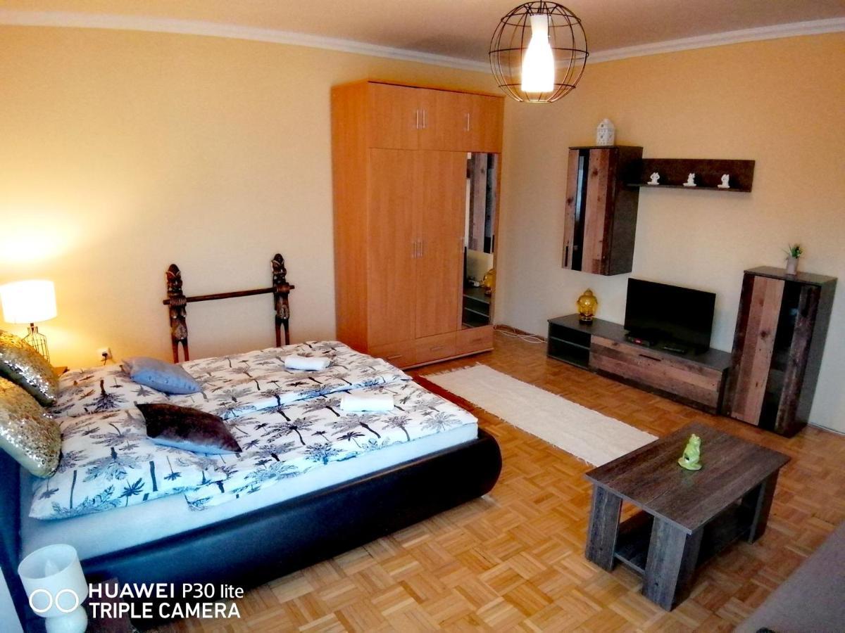 Zoeld Beka Hoforras Apartman Hajduszoboszlo Ngoại thất bức ảnh